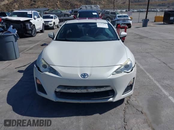 2015 Scion FR-S z VIN JF1ZNAA18F9706133, wystawiony jako IAAI lot #42554875 z przebiegiem 124 183 mil mil oraz . Historia ofert i sprzedaży dostępna na DreamBid. Obrazek 12.