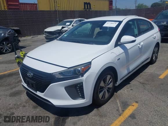 2019 Hyundai Ioniq с VIN KMHC65LD3KU148397, выставлен на аукционе IAAI как лот 42730470 с пробегом 37 888 миль миль и . История ставок и продаж доступна на DreamBid. Изображение 18.