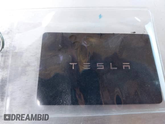 2022 Tesla Model Y Long Range z VIN 7SAYGDEE2NF352440, wystawiony jako IAAI lot #43041054 z przebiegiem 46 950 mil mil oraz . Historia ofert i sprzedaży dostępna na DreamBid. Obrazek 11.