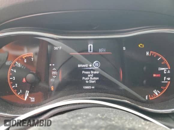 2015 Dodge Durango R/T with VIN 1C4SDJCTXFC236557, listed as a Copart auction lot 41678894 with 109,923 mi miles and Salvage title. Bid and sale history available at DreamBid. Image 9.