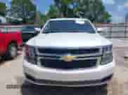 2019 Chevrolet Suburban LT z VIN 1GNSCHKC2KR294660, wystawiony jako IAAI lot #42833974 z przebiegiem 80 662 mil mil oraz . Historia ofert i sprzedaży dostępna na DreamBid. Obrazek 13.