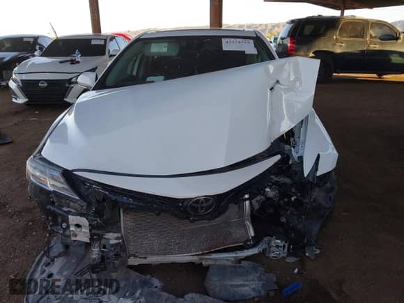 2023 Toyota Camry LE z VIN 4T1R11AK2PU138860, wystawiony jako IAAI lot #43374519 z przebiegiem 56 208 mil mil oraz . Historia ofert i sprzedaży dostępna na DreamBid. Obrazek 12.