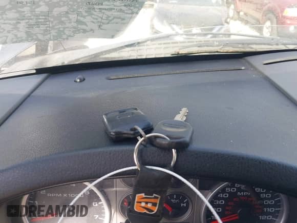 2008 Ford F-150 XLT z VIN 1FTPW14598FA70937, wystawiony jako IAAI lot #43355101 z przebiegiem 150 000 mil mil oraz . Historia ofert i sprzedaży dostępna na DreamBid. Obrazek 11.