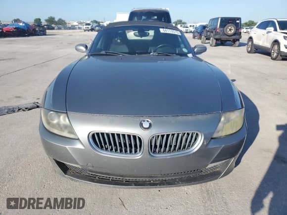 2008 BMW Z4 3.0i with VIN 4USBU33538LW75772, listed as a Copart auction lot 64113515 with 104,266 mi miles and Clean title. Bid and sale history available at DreamBid. Image 5.