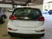 2019 Chevrolet Bolt EV z VIN 1GBJF1G03K4106912, wystawiony jako Copart lot #71008813 z przebiegiem 55 780 mil mil oraz . Historia ofert i sprzedaży dostępna na DreamBid. Obrazek 6.