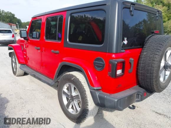 2021 Jeep Wrangler Unlimited Sahara High Altitude с VIN 1C4HJXEN8MW624113, выставлен на аукционе IAAI как лот 43218017 с пробегом 92 538 миль миль и . История ставок и продаж доступна на DreamBid. Изображение 3.