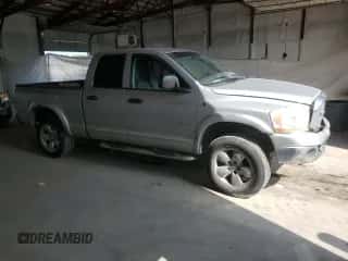 2006 Dodge 1500 SLT with VIN 1D7HU18N76S554359, listed as a Copart auction lot 68918175 with 146,886 mi miles and Salvage title. Bid and sale history available at DreamBid. Image 4.