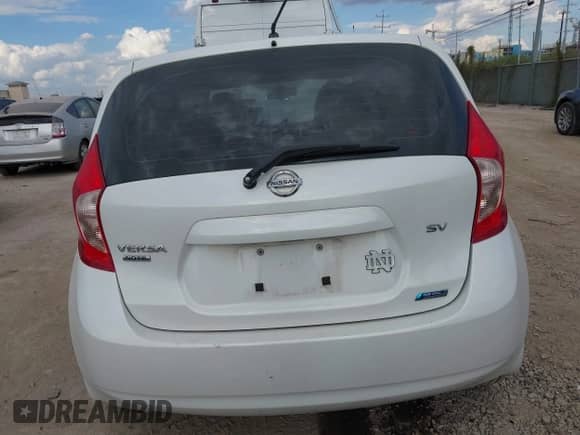 2014 Nissan Note SV z VIN 3N1CE2CP4EL423616, wystawiony jako IAAI lot #43392315 z przebiegiem Nie podano mil oraz . Historia ofert i sprzedaży dostępna na DreamBid. Obrazek 15.
