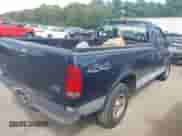 2003 Ford F-150 XL z VIN 1FTRF18263NA54847, wystawiony jako IAAI lot #43050454 z przebiegiem Nie podano mil oraz . Historia ofert i sprzedaży dostępna na DreamBid. Obrazek 4.