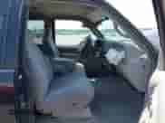 1998 GMC Sierra 1500 с VIN 2GTEK19R2W1527624, выставлен на аукционе IAAI как лот 42892308 с пробегом 218 164 миль миль и . История ставок и продаж доступна на DreamBid. Изображение 5.