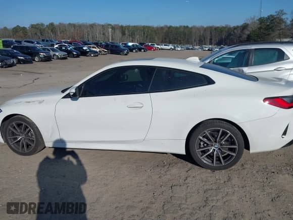 2023 BMW 4 Series 430i xDrive z VIN WBA73AP0XPCM26155, wystawiony jako IAAI lot #41131788 z przebiegiem 16 901 mil mil oraz . Historia ofert i sprzedaży dostępna na DreamBid. Obrazek 14.