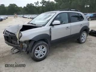 2008 Hyundai Tucson SE с VIN KM8JN12D58U861749, выставлен на аукционе Copart как лот 59088415 с пробегом 218 983 миль миль и Списание • Salvage title. История ставок и продаж доступна на DreamBid. Изображение 1.