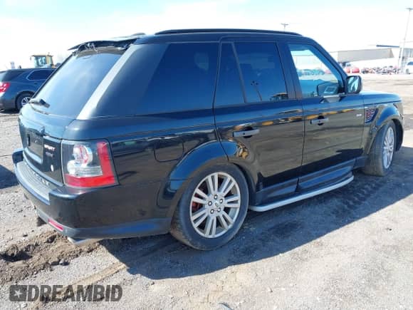 2011 Land Rover Range Rover Sport SC z VIN SALSH2E49BA261075, wystawiony jako IAAI lot #42090166 z przebiegiem 147 346 mil mil oraz . Historia ofert i sprzedaży dostępna na DreamBid. Obrazek 4.