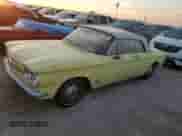 1964 Chevrolet Corvair z VIN 40967W249068, wystawiony jako Copart lot #75751844 z przebiegiem Nie podano mil oraz Szkoda całkowita • Salvage title. Historia ofert i sprzedaży dostępna na DreamBid. Obrazek 1.