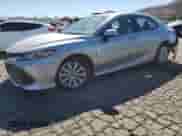 2019 Toyota Camry LE с VIN 4T1B11HKXKU821888, выставлен на аукционе Copart как лот 86159375 с пробегом 64 469 миль миль и Списание • Salvage title. История ставок и продаж доступна на DreamBid. Изображение 1.