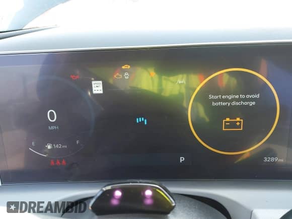 2025 Hyundai Tucson SEL Convenience с VIN KM8JCDD18SU307428, выставлен на аукционе IAAI как лот 43323601 с пробегом 3 289 миль миль и . История ставок и продаж доступна на DreamBid. Изображение 7.