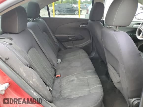 2012 Chevrolet Sonic LT z VIN 1G1JD5SB3C4180505, wystawiony jako Copart lot #62514245 z przebiegiem 165 994 mil mil oraz Nie do naprawy • Non repairable. Historia ofert i sprzedaży dostępna na DreamBid. Obrazek 10.