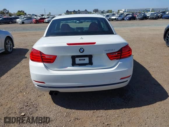 2015 BMW 4 Series 428i with VIN WBA3V7C58FP771642, listed as a IAAI auction lot 42524828 with 64,440 mi miles and . Bid and sale history available at DreamBid. Image 17.