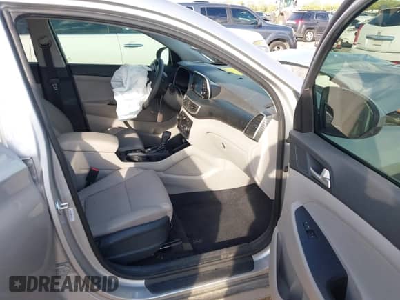 2021 Hyundai Tucson Limited z VIN KM8J33AL0MU322413, wystawiony jako IAAI lot #40769203 z przebiegiem 97 107 mil mil oraz . Historia ofert i sprzedaży dostępna na DreamBid. Obrazek 5.