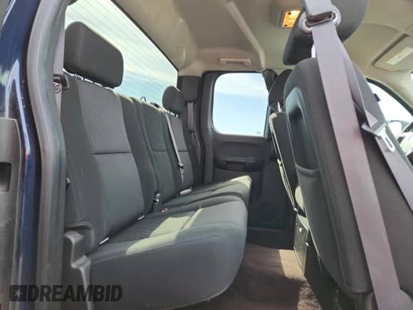 2012 Chevrolet Silverado 1500 LT z VIN 1GCRKSE70CZ139337, wystawiony jako Copart lot #82478555 z przebiegiem 132 301 mil mil oraz Szkoda całkowita • Salvage title. Historia ofert i sprzedaży dostępna na DreamBid. Obrazek 10.