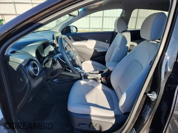 2023 Hyundai Kona SEL с VIN KM8K6CAB5PU964620, выставлен на аукционе Copart как лот 81090085 с пробегом 48 083 миль миль и Списание • Salvage title. История ставок и продаж доступна на DreamBid. Изображение 7.