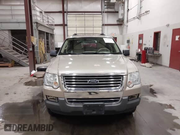 2006 Ford Explorer XLT z VIN 1FMEU738X6ZA13312, wystawiony jako IAAI lot #41920829 z przebiegiem 168 238 mil mil oraz . Historia ofert i sprzedaży dostępna na DreamBid. Obrazek 13.