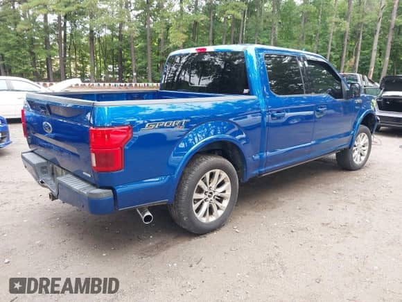 2018 Ford F-150 XL z VIN 1FTEW1EP0JFA87509, wystawiony jako IAAI lot #42992361 z przebiegiem 142 397 mil mil oraz . Historia ofert i sprzedaży dostępna na DreamBid. Obrazek 4.