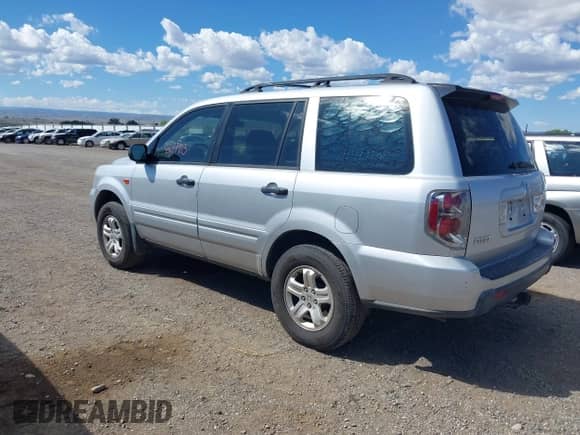 2007 Honda Pilot LX с VIN 5FNYF18187B024434, выставлен на аукционе IAAI как лот 43177913 с пробегом 227 172 миль миль и . История ставок и продаж доступна на DreamBid. Изображение 3.