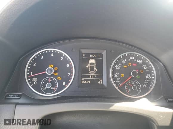 2016 Volkswagen Tiguan SEL z VIN WVGBV7AX0GW077386, wystawiony jako Copart lot #70747695 z przebiegiem 66 699 mil mil oraz Szkoda całkowita • Salvage title. Historia ofert i sprzedaży dostępna na DreamBid. Obrazek 9.