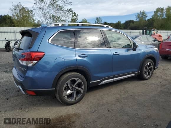 2022 Subaru Forester Touring z VIN JF2SKARC6NH432754, wystawiony jako Copart lot #80829635 z przebiegiem 28 991 mil mil oraz Nie do naprawy • Non repairable. Historia ofert i sprzedaży dostępna na DreamBid. Obrazek 3.