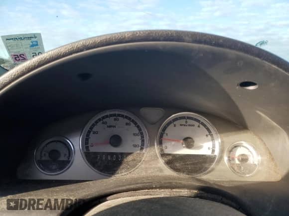 2005 Saturn Relay 2 with VIN 5GZDV03L15D267543, listed as a Copart auction lot 76602284 with Not provided miles and Salvage title. Bid and sale history available at DreamBid. Image 9.