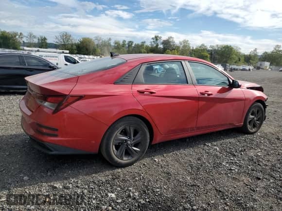 2021 Hyundai Elantra SEL с VIN 5NPLS4AG4MH004703, выставлен на аукционе Copart как лот 80936645 с пробегом 27 066 миль миль и Списание • Salvage title. История ставок и продаж доступна на DreamBid. Изображение 3.