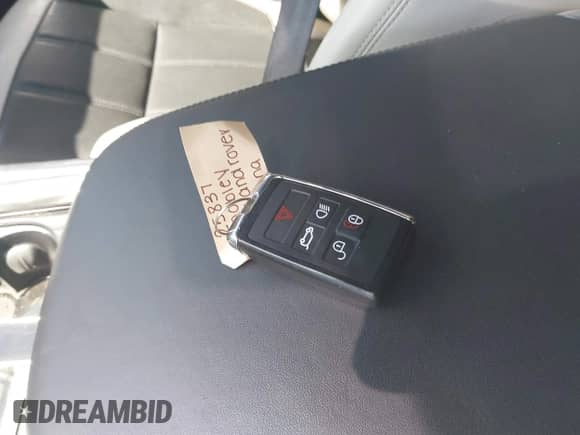 2020 Land Rover Range Rover Sport HST с VIN SALWS2RU2LA708859, выставлен на аукционе IAAI как лот 41559070 с пробегом 42 352 миль миль и . История ставок и продаж доступна на DreamBid. Изображение 11.