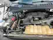 2018 Ford F-150 XL z VIN 1FTEW1CPXJFB19451, wystawiony jako Copart lot #85822755 z przebiegiem 135 801 mil mil oraz Szkoda całkowita • Salvage title. Historia ofert i sprzedaży dostępna na DreamBid. Obrazek 13.