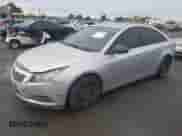2013 Chevrolet Cruze LS с VIN 1G1PA5SH8D7152254, выставлен на аукционе IAAI как лот 43465511 с пробегом 144 021 миль миль и . История ставок и продаж доступна на DreamBid. Изображение 2.