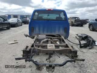 2003 Chevrolet Silverado SS с VIN 2GCEK19N531325806, выставлен на аукционе Copart как лот 72250174 с пробегом Не указан миль и На запчасти • Non repairable. История ставок и продаж доступна на DreamBid. Изображение 6.