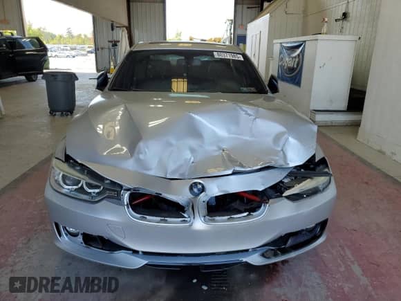 2013 BMW 3 Series 328i xDrive with VIN WBA3B3C53DF540006, listed as a Copart auction lot 80371985 with 95,334 mi miles and Salvage title. Bid and sale history available at DreamBid. Image 5.