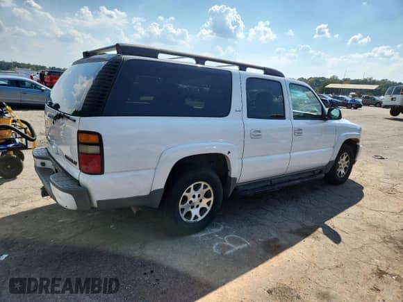 2005 Chevrolet Suburban LT z VIN 3GNEC16Z55G264706, wystawiony jako Copart lot #80967665 z przebiegiem 206 117 mil mil oraz Czysty tytuł • Clean title. Historia ofert i sprzedaży dostępna na DreamBid. Obrazek 3.