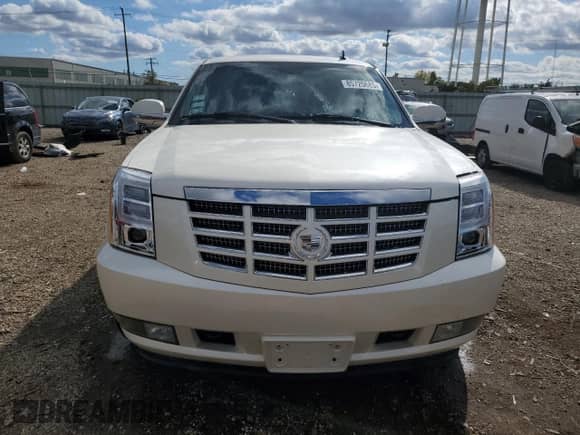 2008 Cadillac Escalade с VIN 1GYFK638X8R162583, выставлен на аукционе Copart как лот 85720685 с пробегом 128 583 миль миль и Списание • Salvage title. История ставок и продаж доступна на DreamBid. Изображение 5.