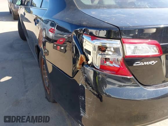 2014 Toyota Camry SE с VIN 4T1BF1FK2EU823028, выставлен на аукционе IAAI как лот 43359704 с пробегом 181 246 миль миль и . История ставок и продаж доступна на DreamBid. Изображение 6.