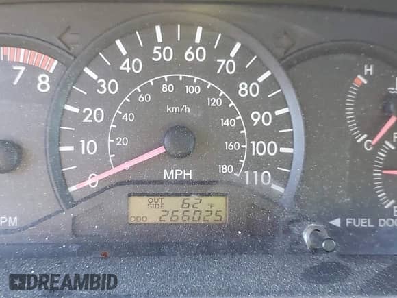 2005 Toyota Corolla CE z VIN 1NXBR32E15Z386562, wystawiony jako IAAI lot #43466035 z przebiegiem 266 025 mil mil oraz . Historia ofert i sprzedaży dostępna na DreamBid. Obrazek 15.