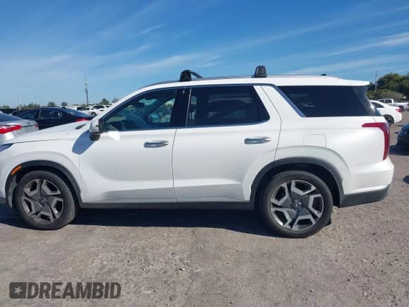2023 Hyundai Palisade SEL с VIN KM8R44GE6PU519606, выставлен на аукционе IAAI как лот 41744800 с пробегом 22 551 миль миль и . История ставок и продаж доступна на DreamBid. Изображение 14.