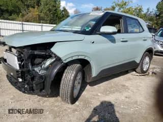 2025 Hyundai Venue SE с VIN KMHRB8A33SU401879, выставлен на аукционе Copart как лот 84433565 с пробегом 1 378 миль миль и Списание • Salvage title. История ставок и продаж доступна на DreamBid. Изображение 1.
