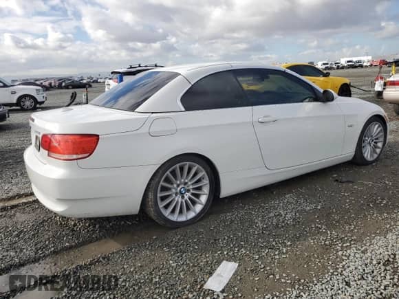 2008 BMW 3 Series 328i z VIN WBAWR33538P150421, wystawiony jako Copart lot #86551965 z przebiegiem 119 955 mil mil oraz Czysty tytuł • Clean title. Historia ofert i sprzedaży dostępna na DreamBid. Obrazek 3.