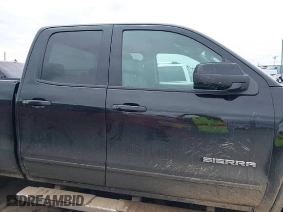2015 GMC Sierra 1500 with VIN 1GTR1TEH5FZ259768, listed as a IAAI auction lot 42625289 with 138,348 mi miles and . Bid and sale history available at DreamBid. Image 13.