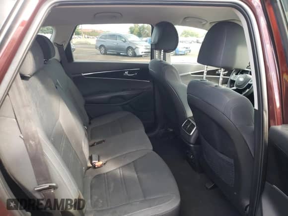 2019 Kia Sorento LX with VIN 5XYPGDA54KG499104, listed as a Copart auction lot 81116115 with 74,811 mi miles and Salvage title. Bid and sale history available at DreamBid. Image 11.