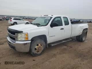 2008 Chevrolet Silverado 3500HD DRW 1LT с VIN 1GCJK39648E172067, выставлен на аукционе Copart как лот 81307235 с пробегом 165 891 миль миль и Списание • Salvage title. История ставок и продаж доступна на DreamBid. Изображение 1.