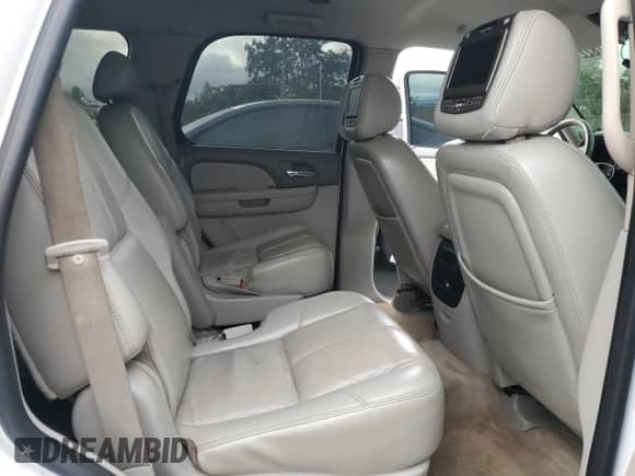 2007 Chevrolet Tahoe LTZ with VIN 1GNFK13067R104575, listed as a Copart auction lot 82212005 with 166,131 mi miles and Salvage title. Bid and sale history available at DreamBid. Image 11.