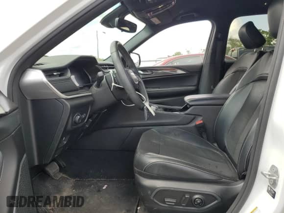 2021 Jeep Grand Cherokee Altitude with VIN 1C4RJKAG0M8211704, listed as a Copart auction lot 68865775 with 39,154 mi miles and Salvage title. Bid and sale history available at DreamBid. Image 7.