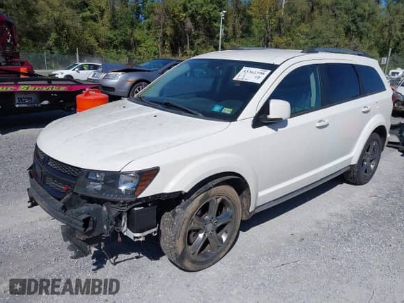 2017 Dodge Journey Crossroad Plus with VIN 3C4PDDGG7HT553305, listed as a IAAI auction lot 43362398 with 203,831 mi miles and . Bid and sale history available at DreamBid. Image 2.